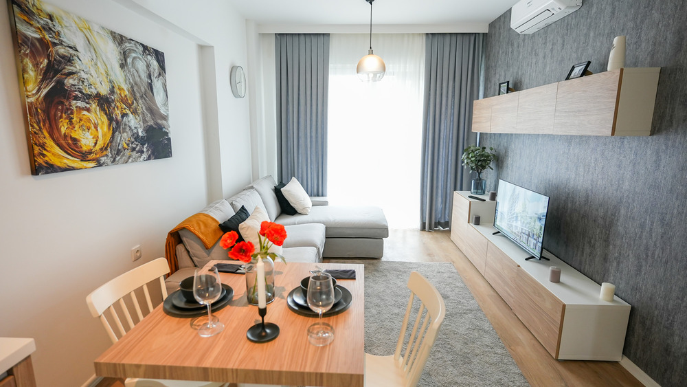 1207 Antalya Prestige