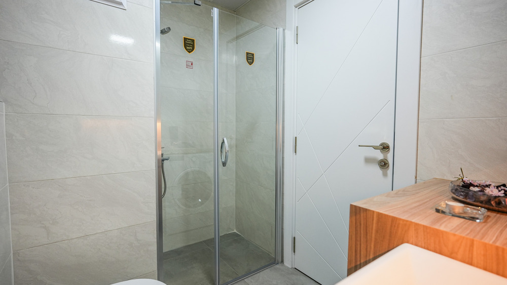 1207 Antalya Prestige